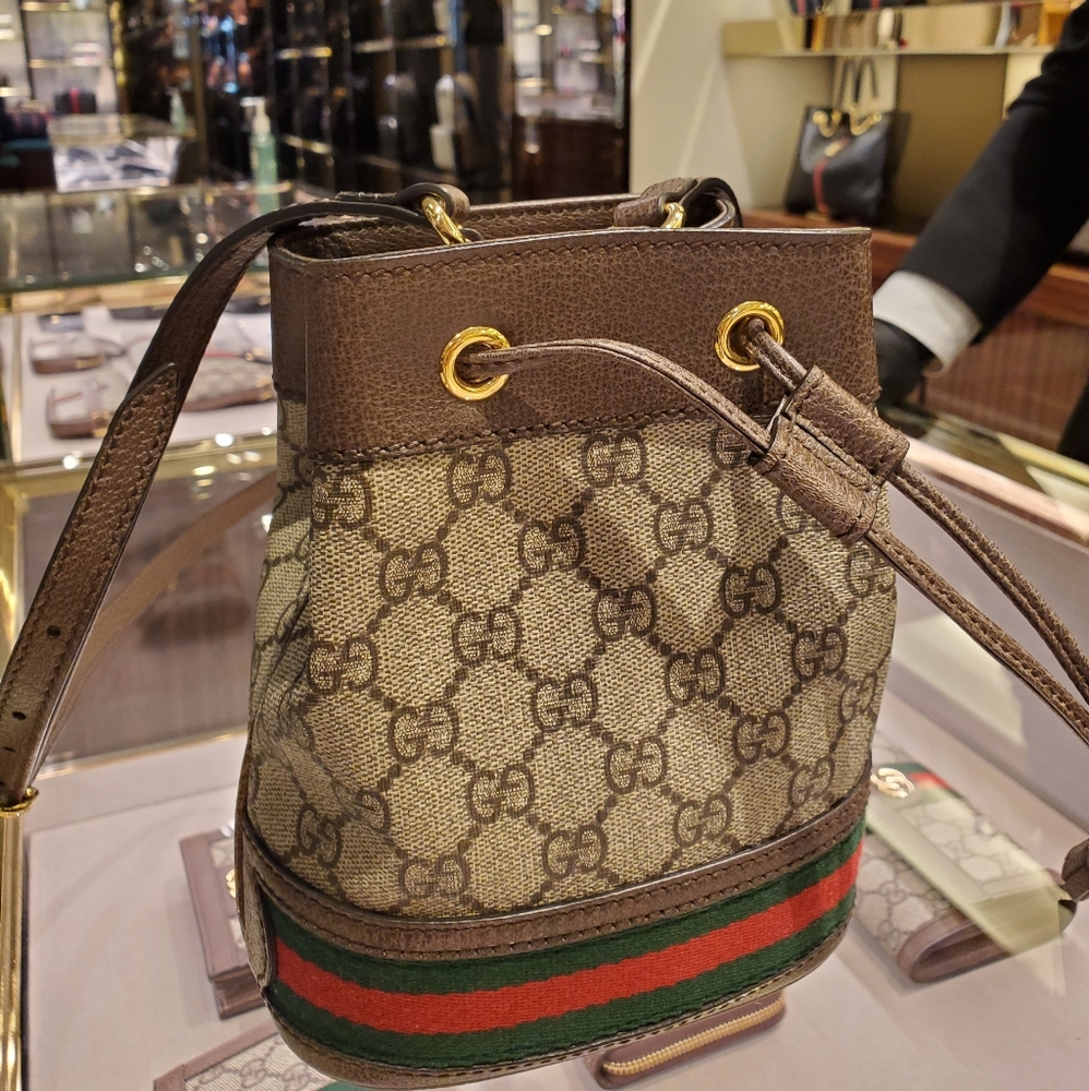 Gucci mini bucket